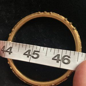 22k gold bangle